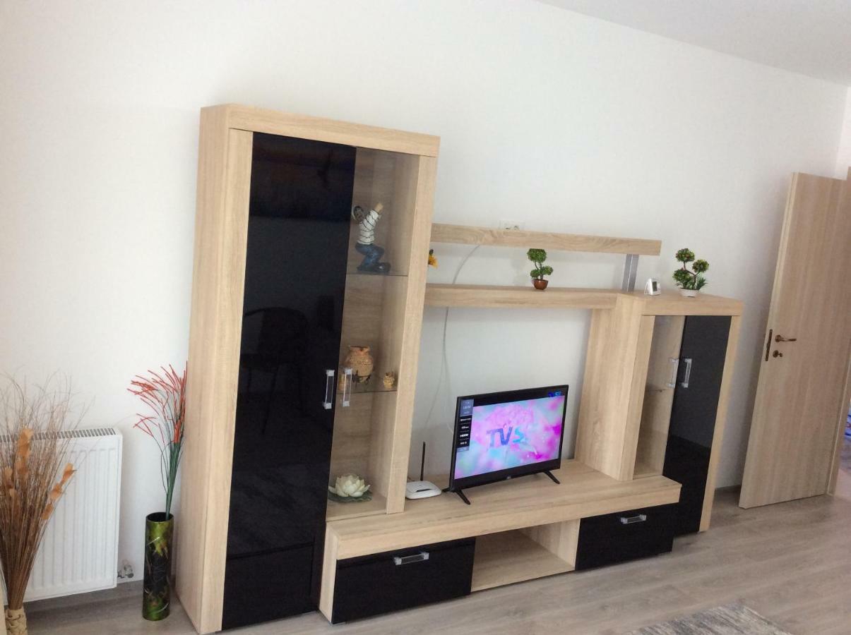 Bluewaves Apartment Mamaia Nord Năvodari Buitenkant foto